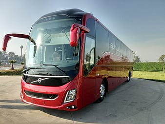 Day 01 :: Delhi to Manali by Volvo ( 550 Km  12-14  hrs  Journey ) ( Volvo timing  04:30 pm )