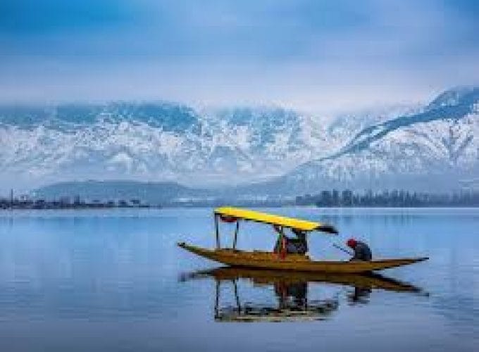 Kashmir Family Tour Package 4N-5D